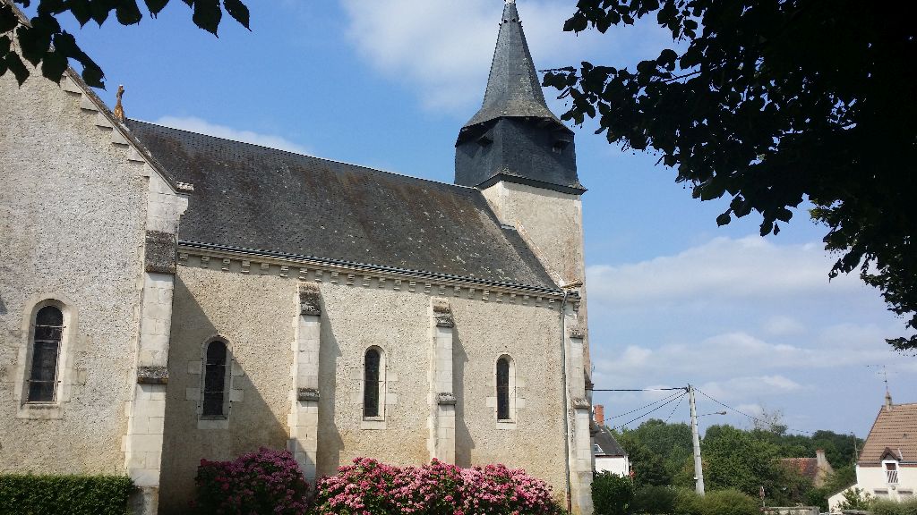 Eglise tranzault 1